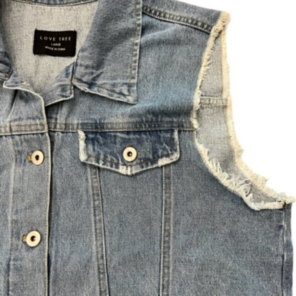 Love Tree Sleeveless Denim Jacket Vest Size Large Distressed Raw Hem BOHO - Picture 5 of 9